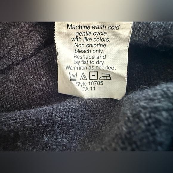 VGUC J.Crew 95% Cotton 5% Cashmere V-Neck Sweater Men’s Large Gray Fall 2011 - Picture 5 of 5